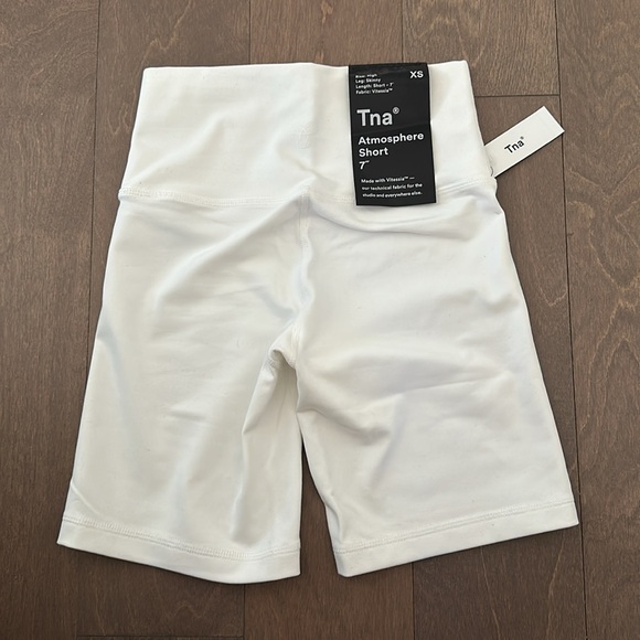 TNA white biker shorts high rise 7” XS - Picture 2 of 3